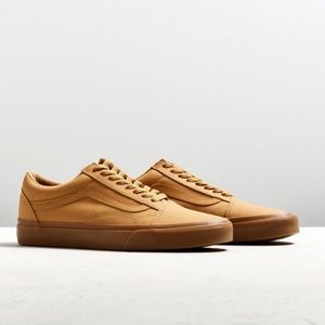Vans Old Skool Nubuck Gum Sole Sneaker